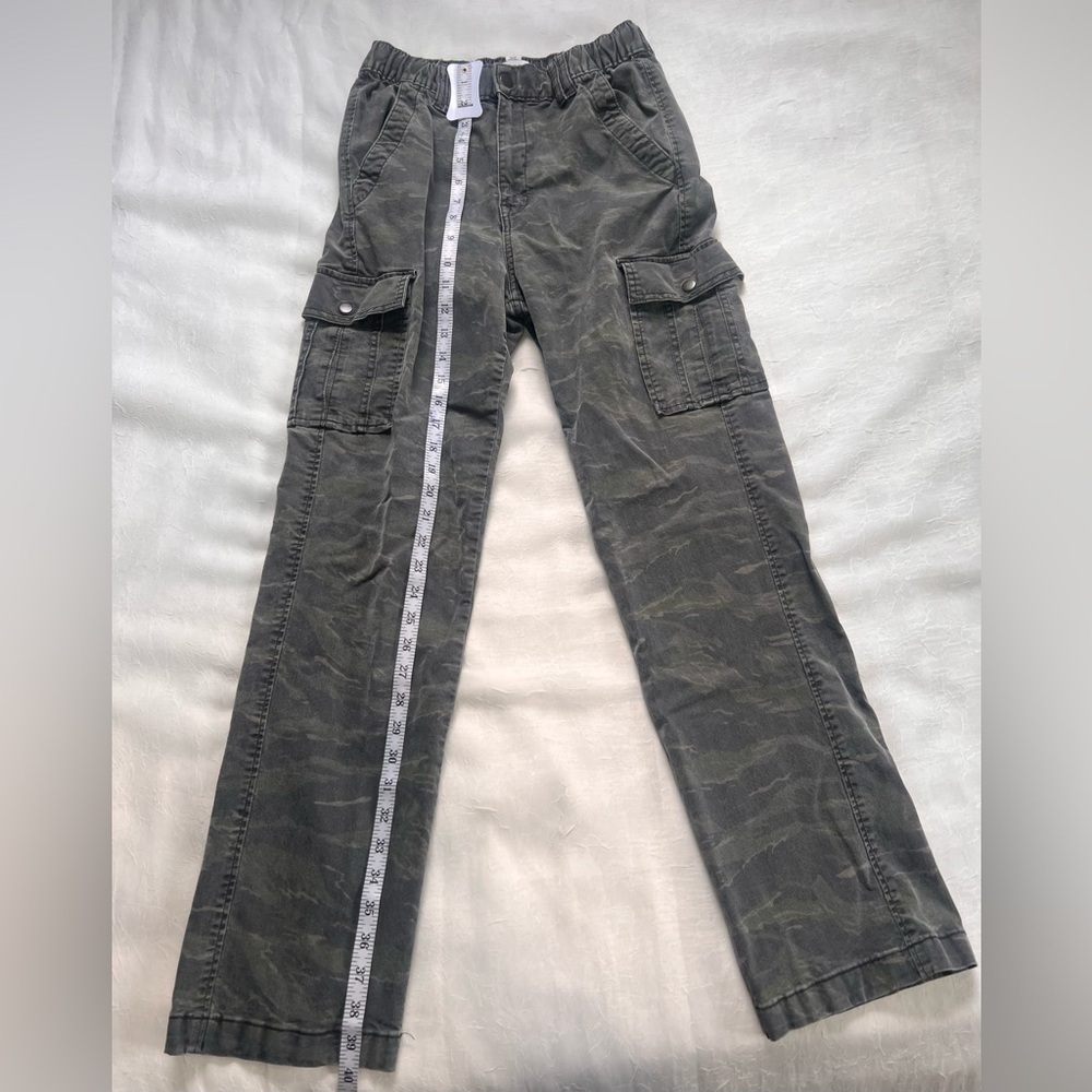 Arizona Camo cargo pants Bundle & save 30% off 2+ items - Picture 5 of 6
